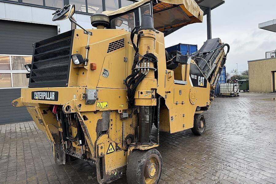 CAT PM 102 Fresa a freddo per asfalto