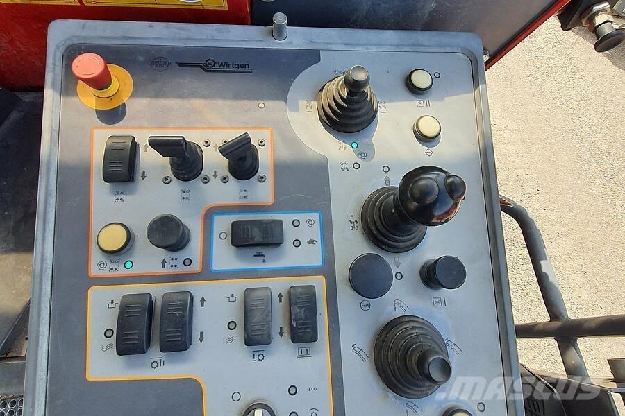 Wirtgen W 250 Fresa a freddo per asfalto