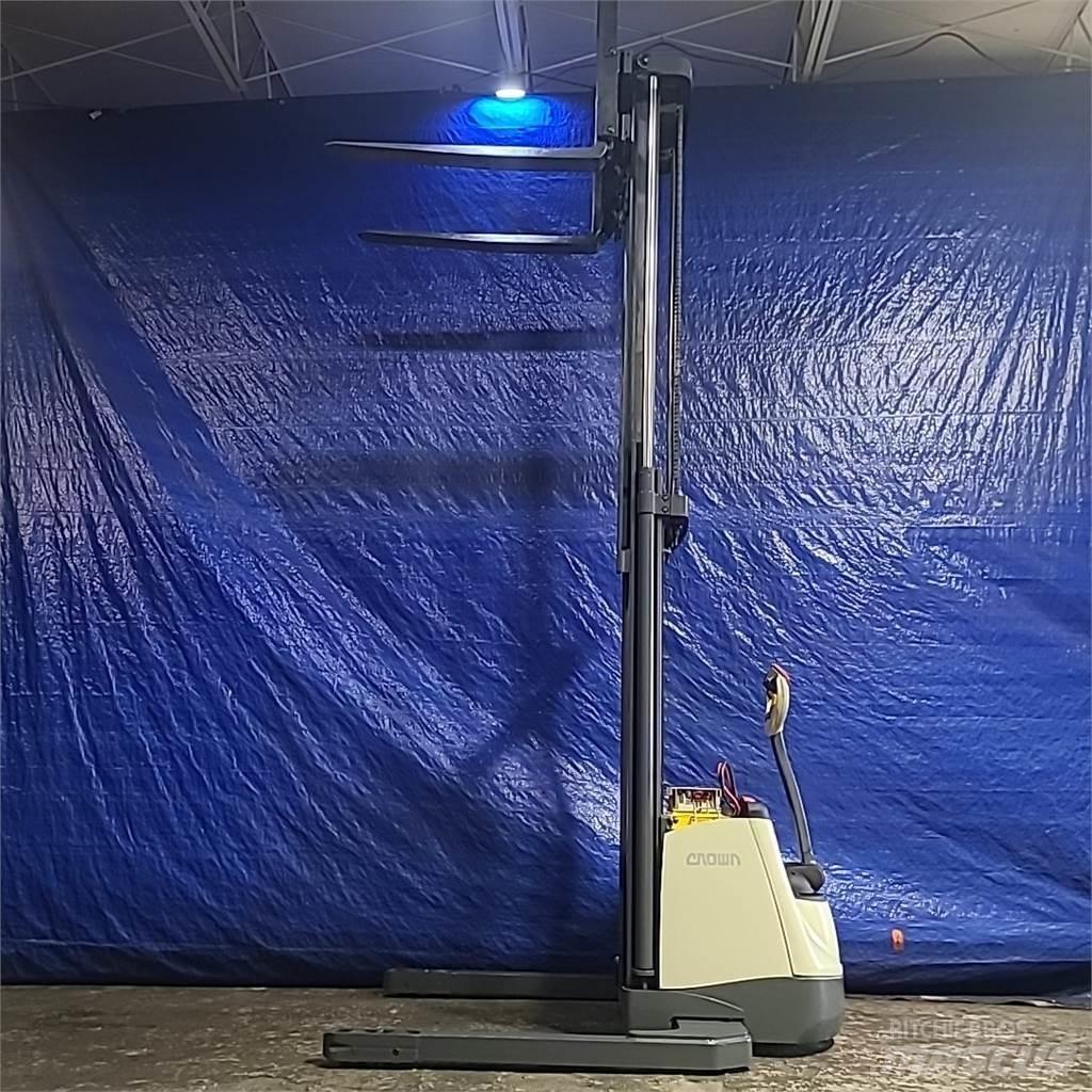Crown SX3000-40 Carelli stoccatori  automatici-usati