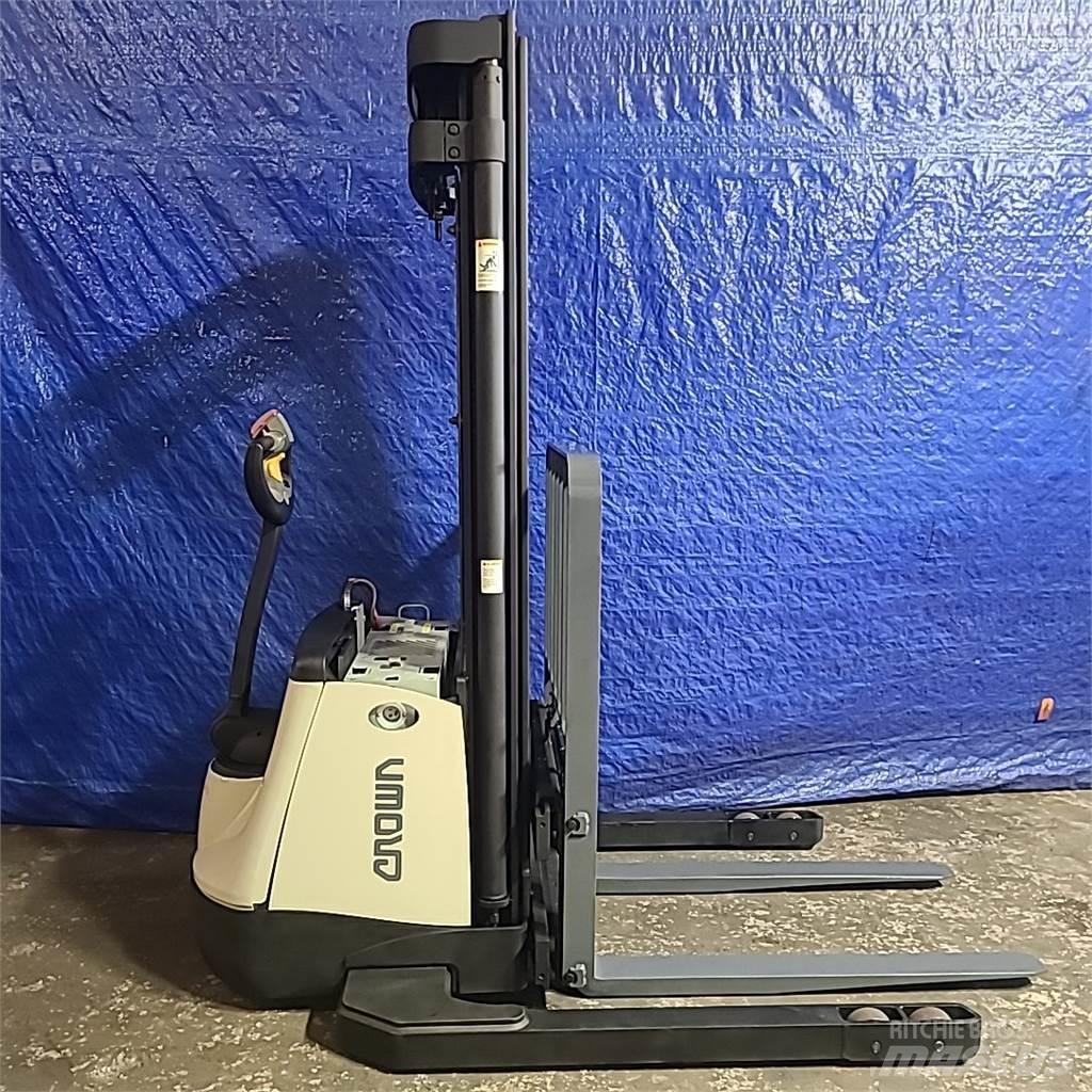 Crown SX3000-40 Carelli stoccatori  automatici-usati