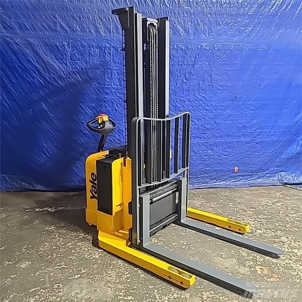 Yale MSW040 Carelli stoccatori  automatici-usati