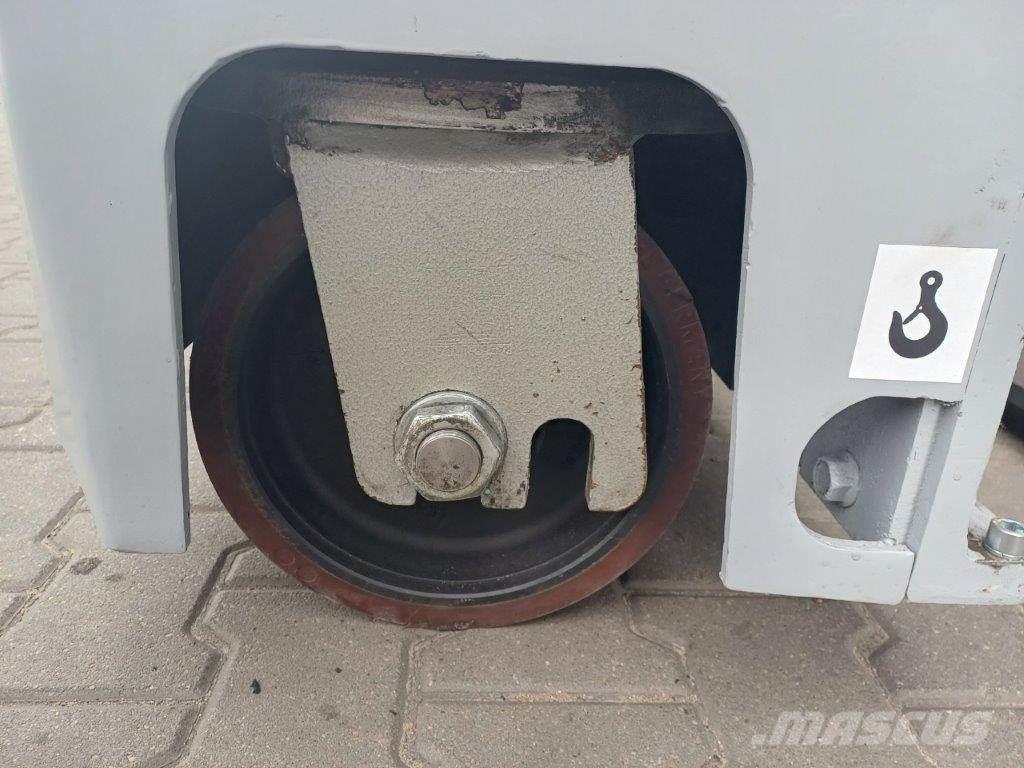 Hubtex MQ40 Carico laterale