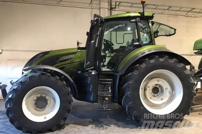 Valtra T235D Trattori