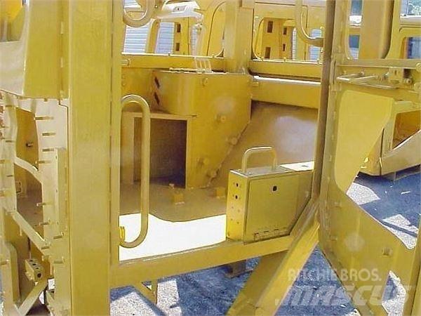 CAT  Cabine e interni