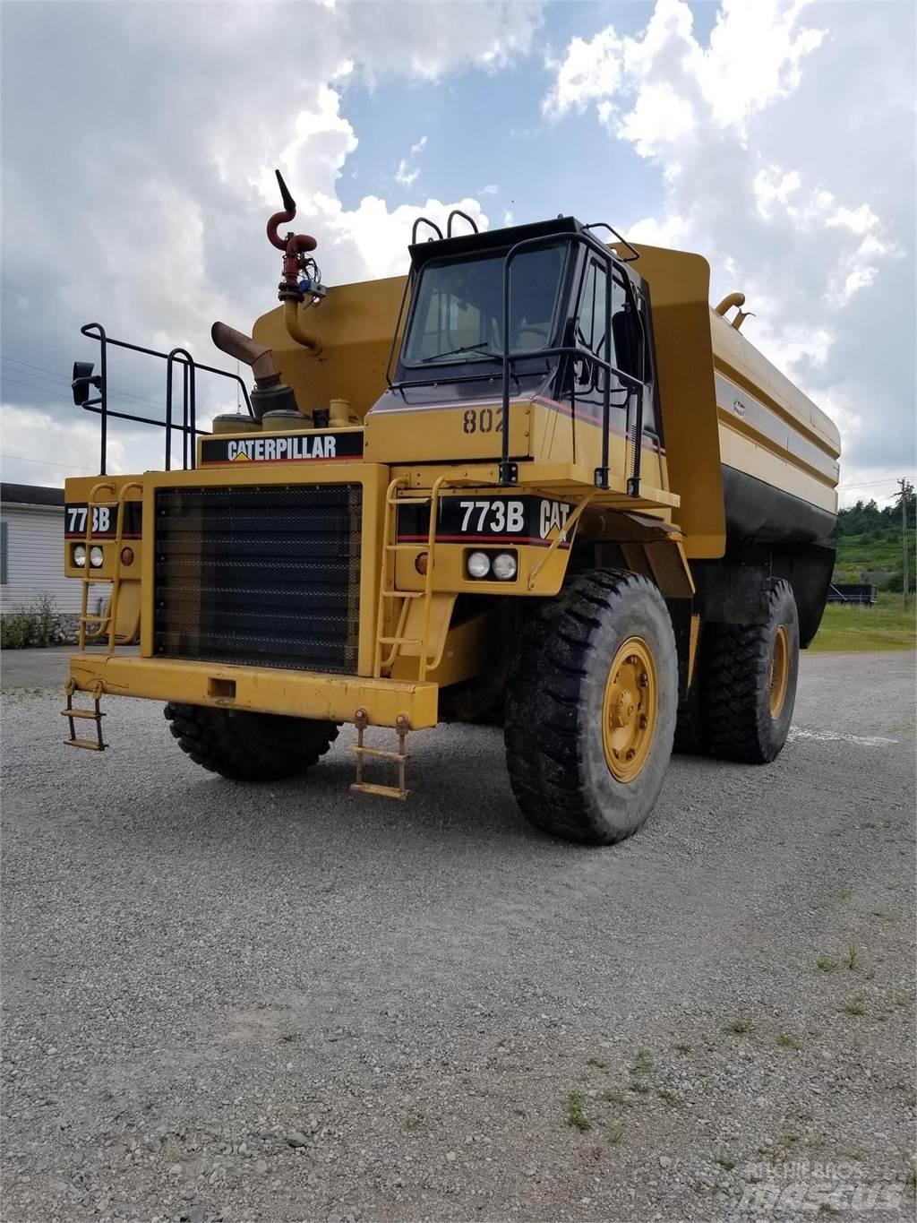CAT 773B Autocisterne