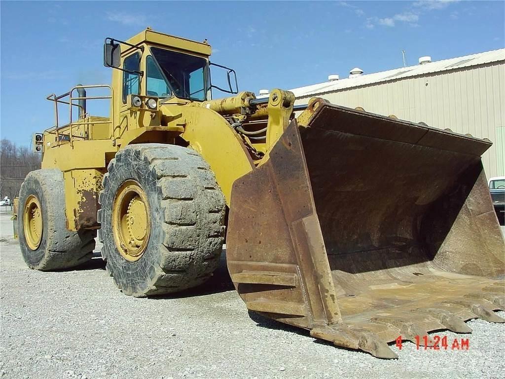 CAT 988B Pale gommate