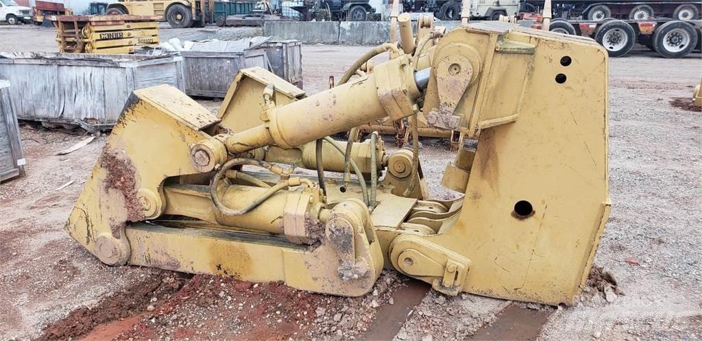CAT D8R Scarificatori