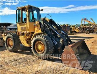 CAT IT18B Pale gommate