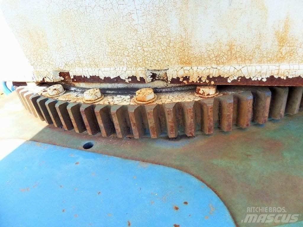 Grove RT635C Gru per terreni difficili