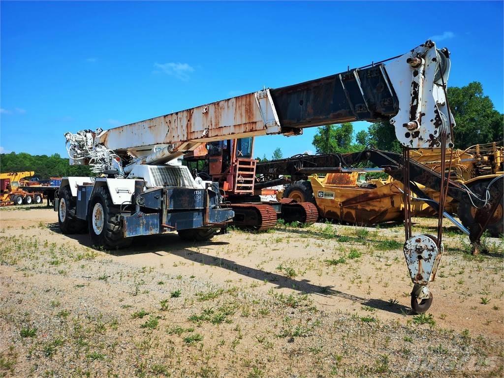 P&H CN40 Gru per terreni difficili