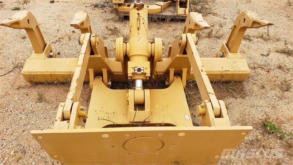  Ripper CAT D6D Scarificatori