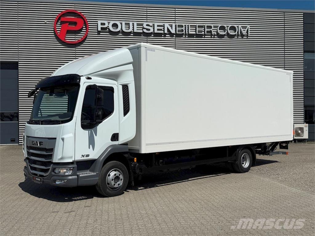 DAF XB230 med lift Camion cassonati