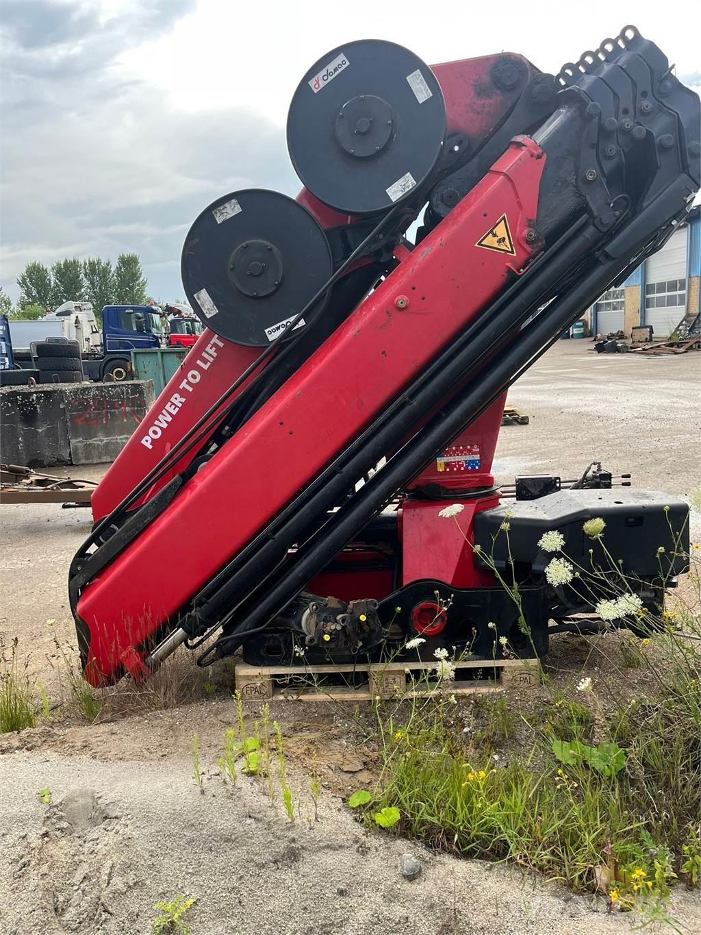 HMF 2620K5 RC Gru da carico
