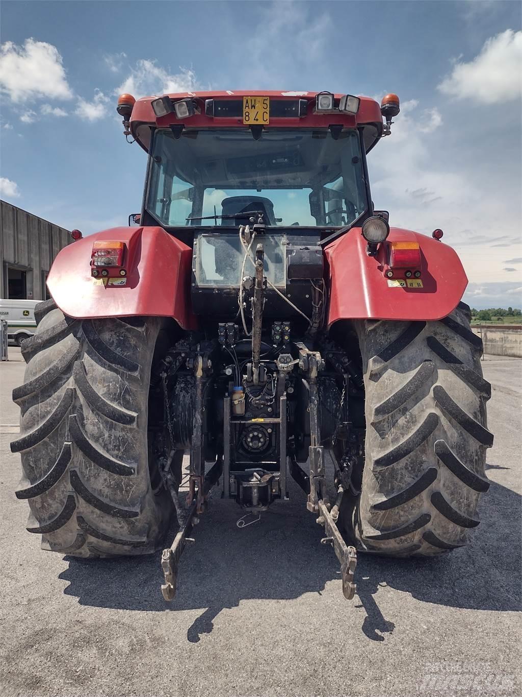 Case IH CVX 1195 Trattori