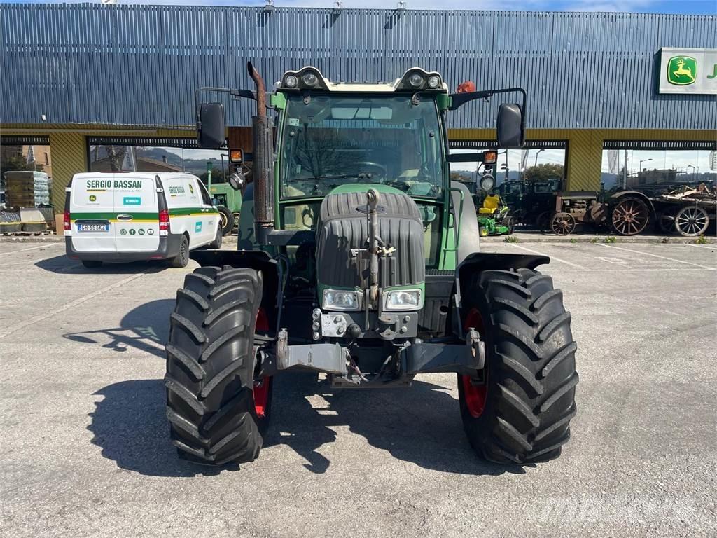 Fendt 211 VARIO Trattori