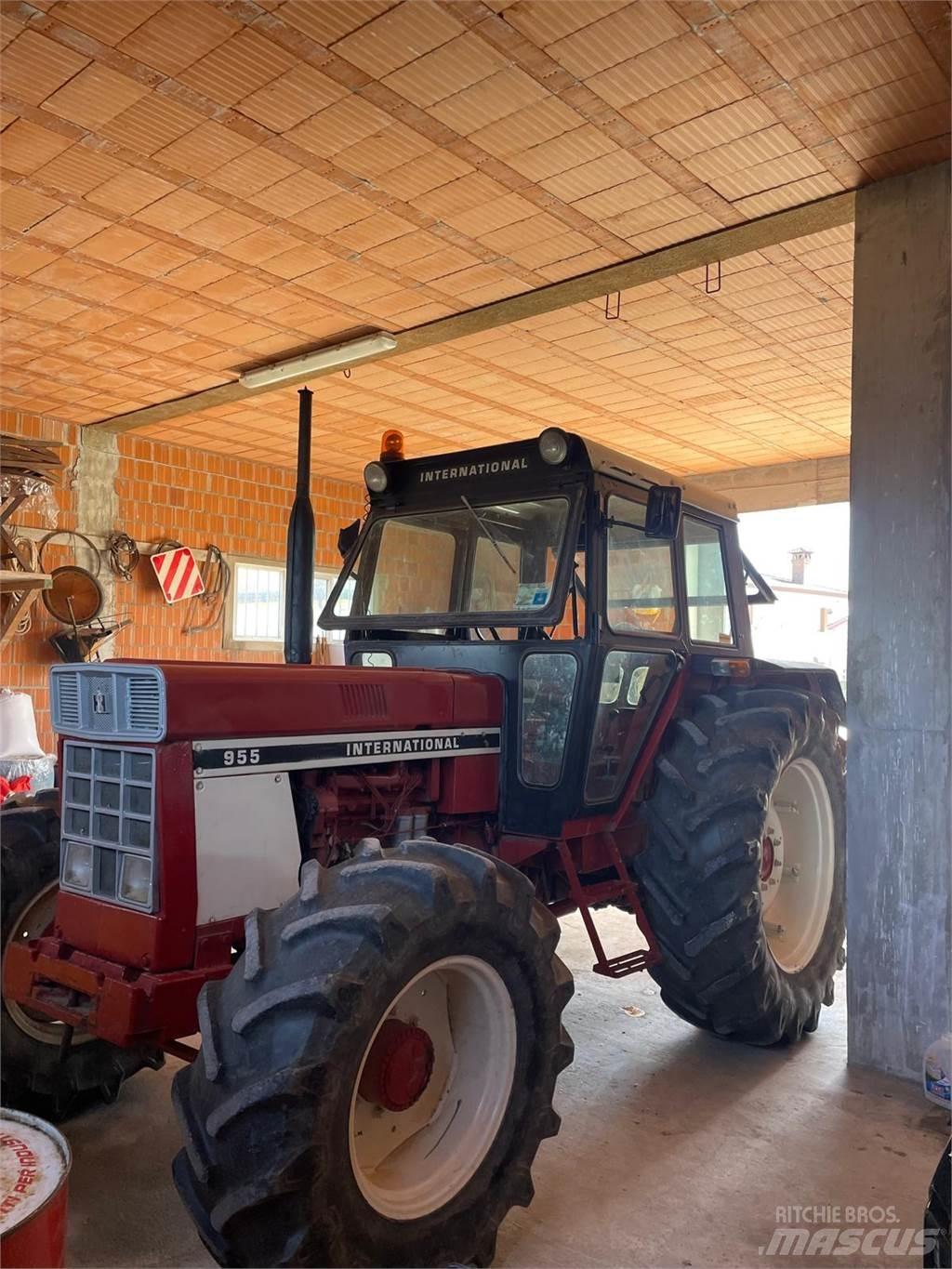 International 955 Trattori