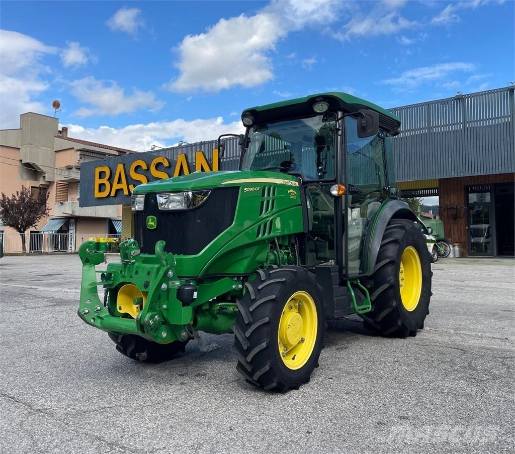 John Deere 5090 GF Trattori