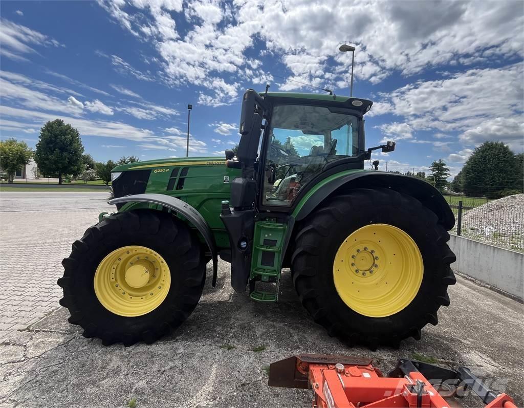 John Deere 6230 R Trattori