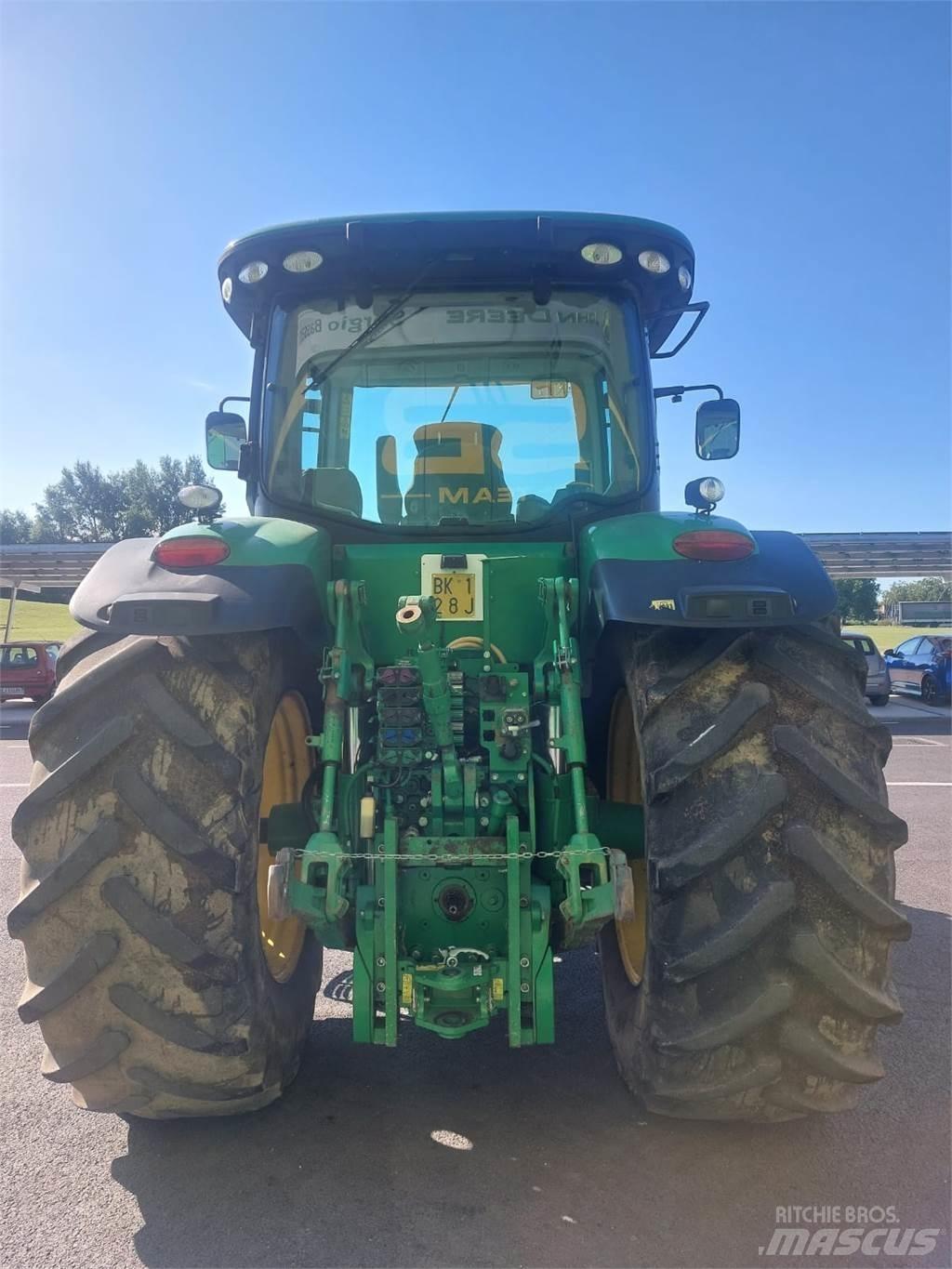 John Deere 7230 R Trattori