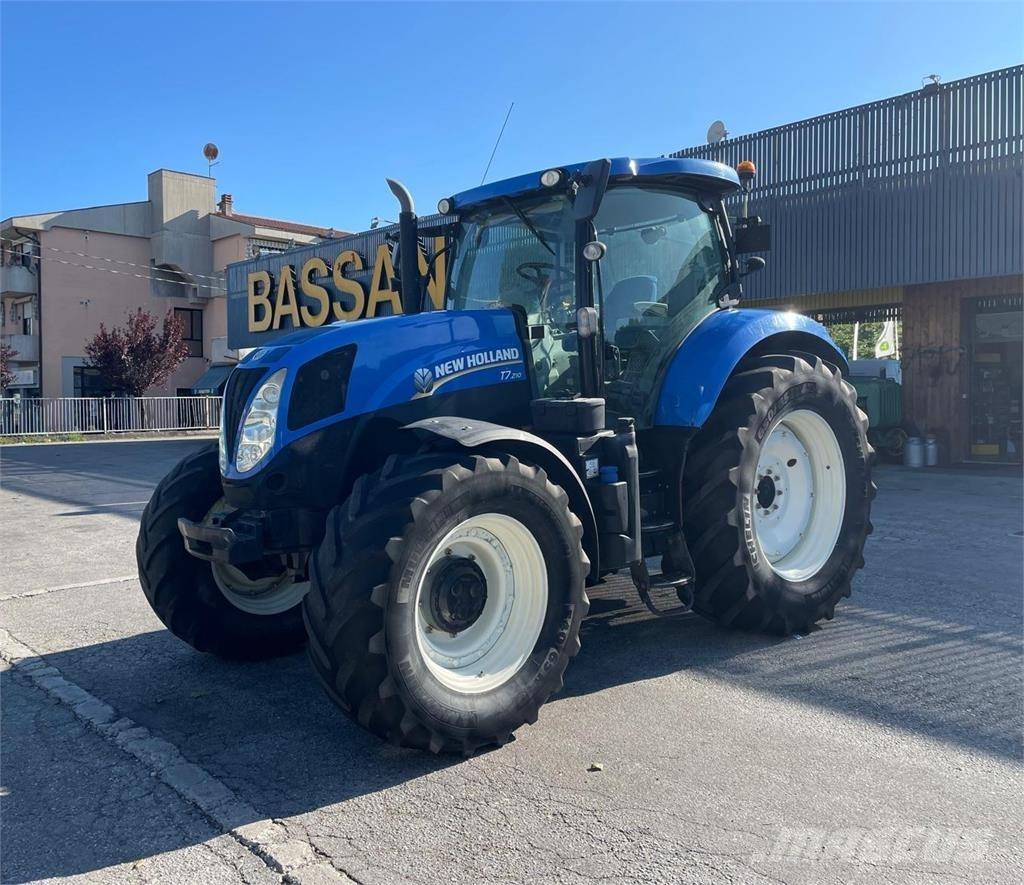 New Holland T7 210 Trattori