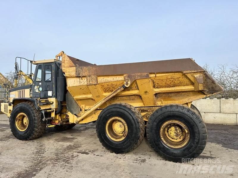 Bell B25C Dumpers articolati