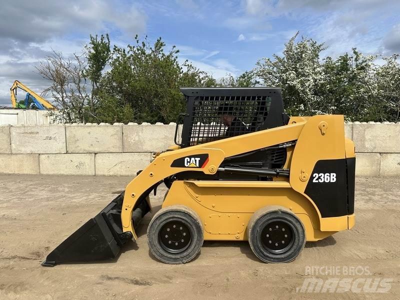 CAT 236B Costruzioni - Altro