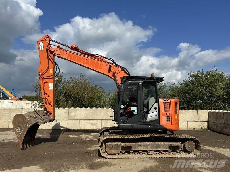 Hitachi ZX135 Escavatori cingolati