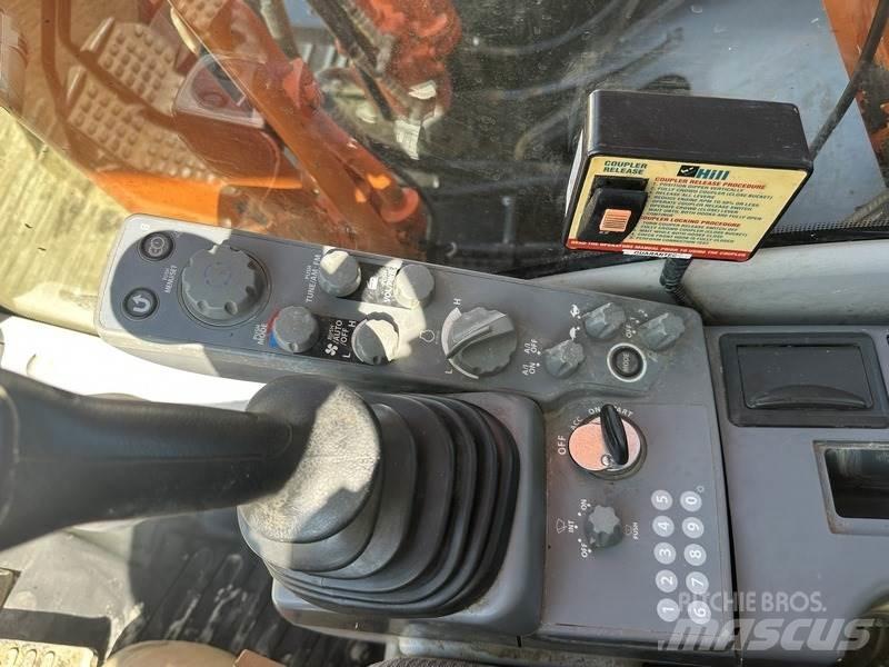 Hitachi ZX210LC-6 Escavatori cingolati