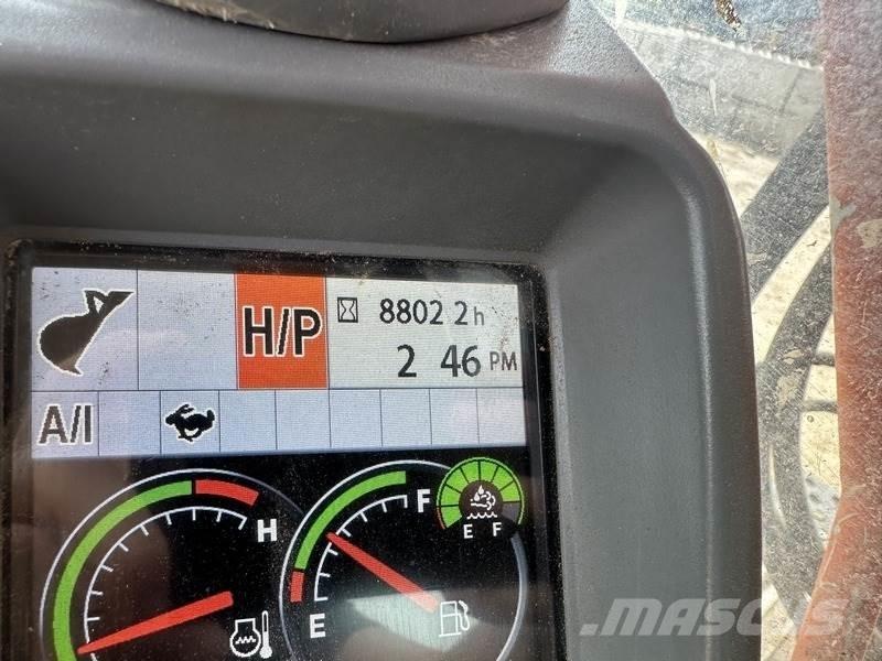 Hitachi ZX225USRLC-6 Escavatori cingolati