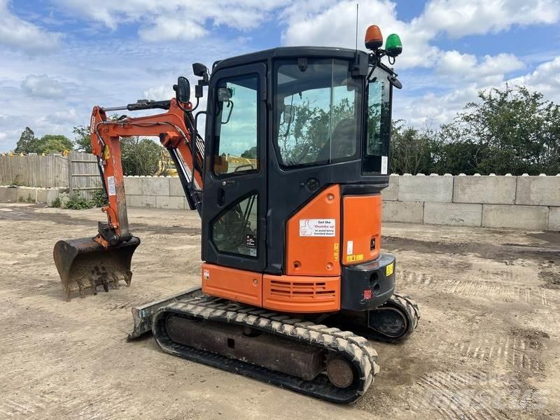 Hitachi ZX26U-5A CR Escavatori cingolati