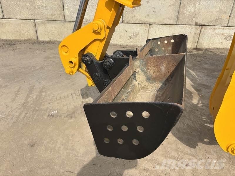 JCB 4CX Sitemaster Terne