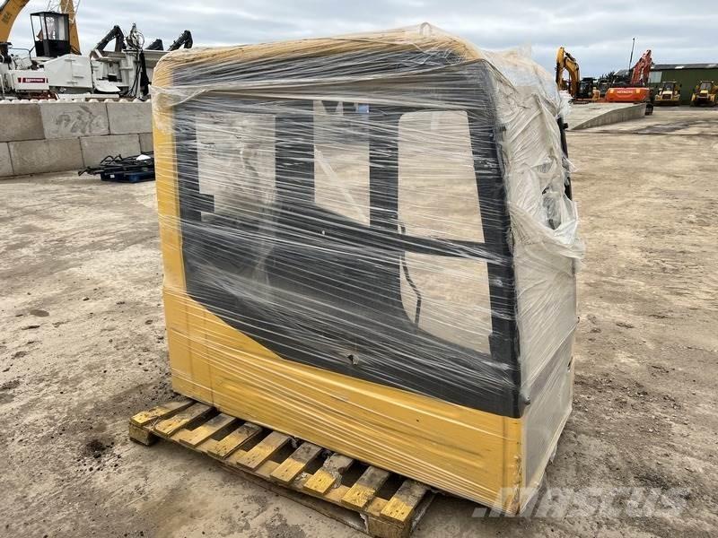 Komatsu PC130-8 Costruzioni - Altro