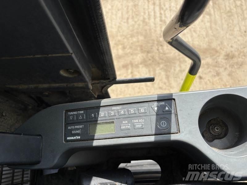 Komatsu PC210LC-10 Escavatori cingolati