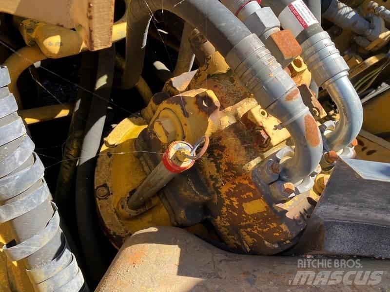 Komatsu PC450LC-8 Escavatori cingolati