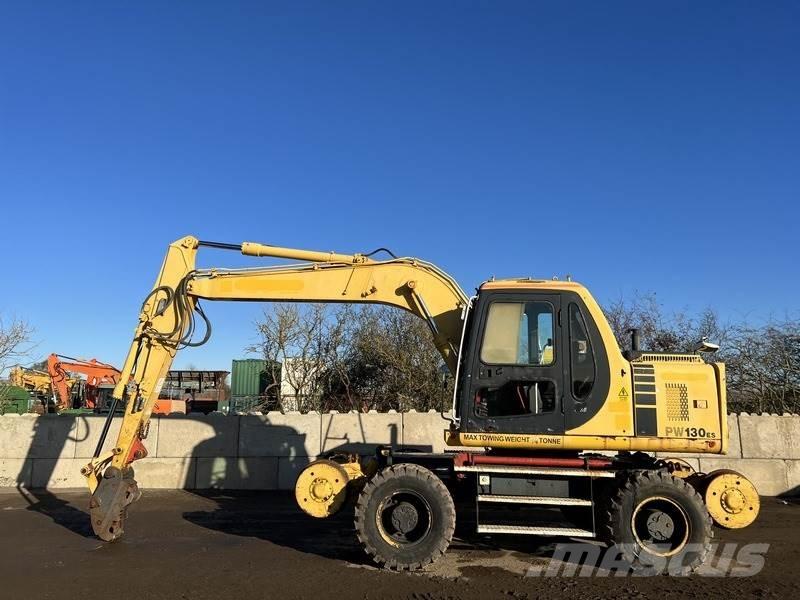 Komatsu PW130-6 Escavatori gommati