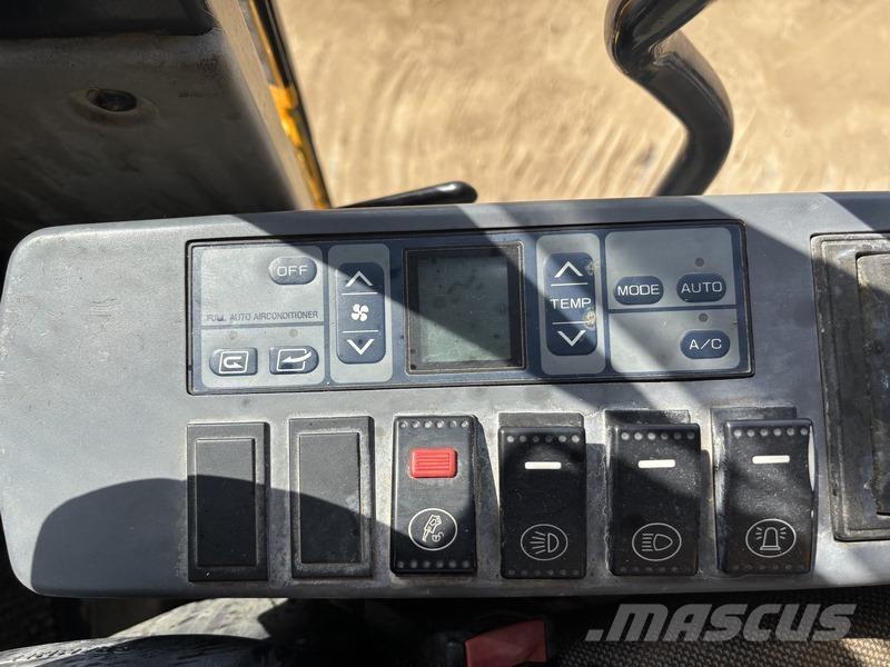 LiuGong CLG928E Escavatori cingolati