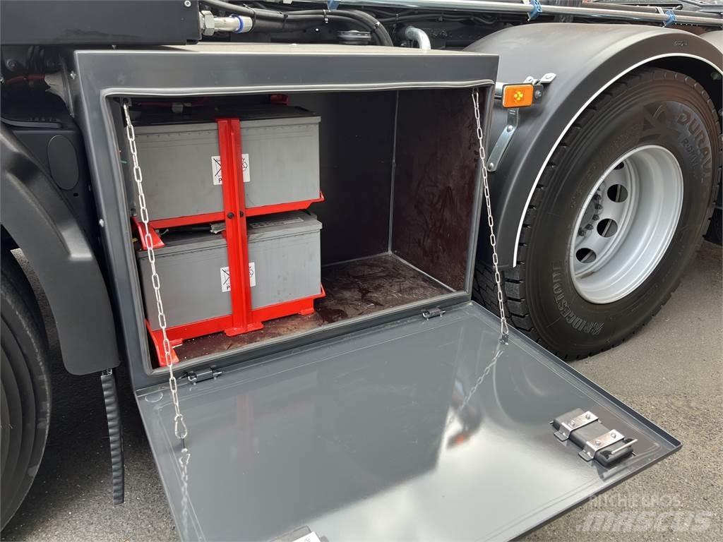 Renault C Camion con gancio di sollevamento