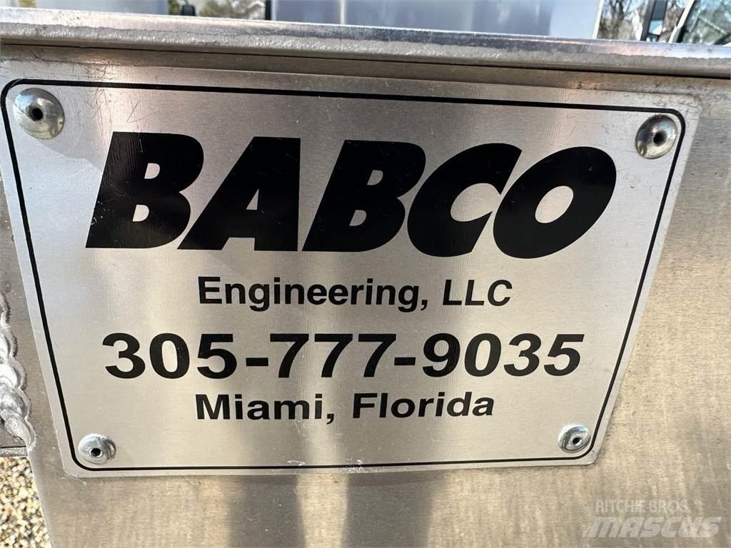  BABCO 14 Foot Camion altro