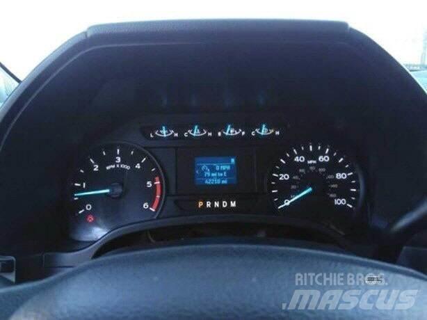 Ford F550 UTILITY BO Camion cassonati