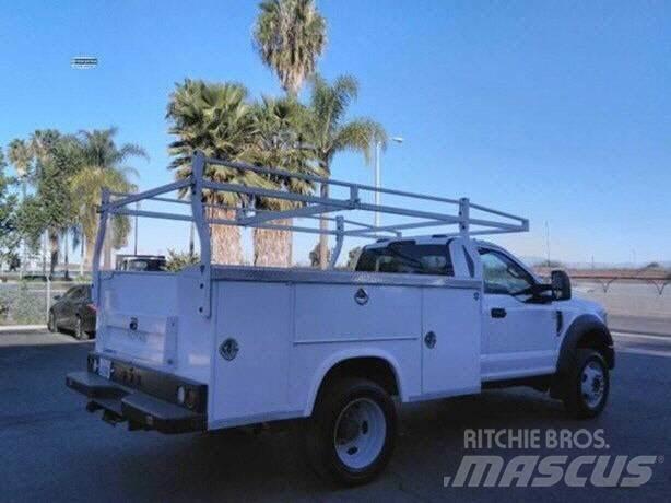 Ford F550 UTILITY BO Camion cassonati