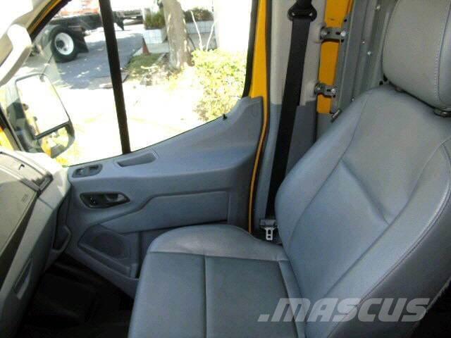 Ford TRANSIT 250 CAR Camion cassonati