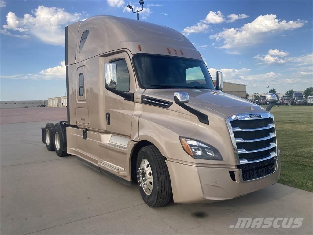 Freightliner  Motrici e Trattori Stradali