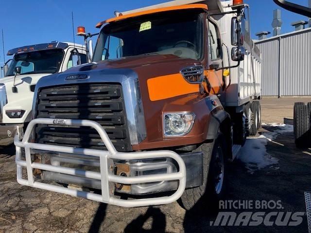 Freightliner 114SD Autocabinati