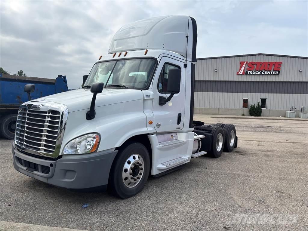 Freightliner Cascadia Motrici e Trattori Stradali