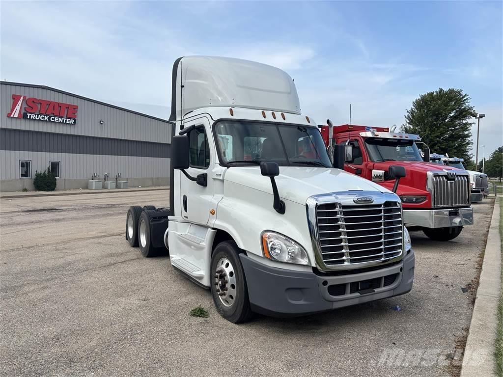 Freightliner Cascadia Motrici e Trattori Stradali