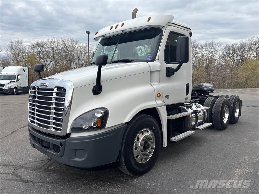 Freightliner Cascadia Motrici e Trattori Stradali