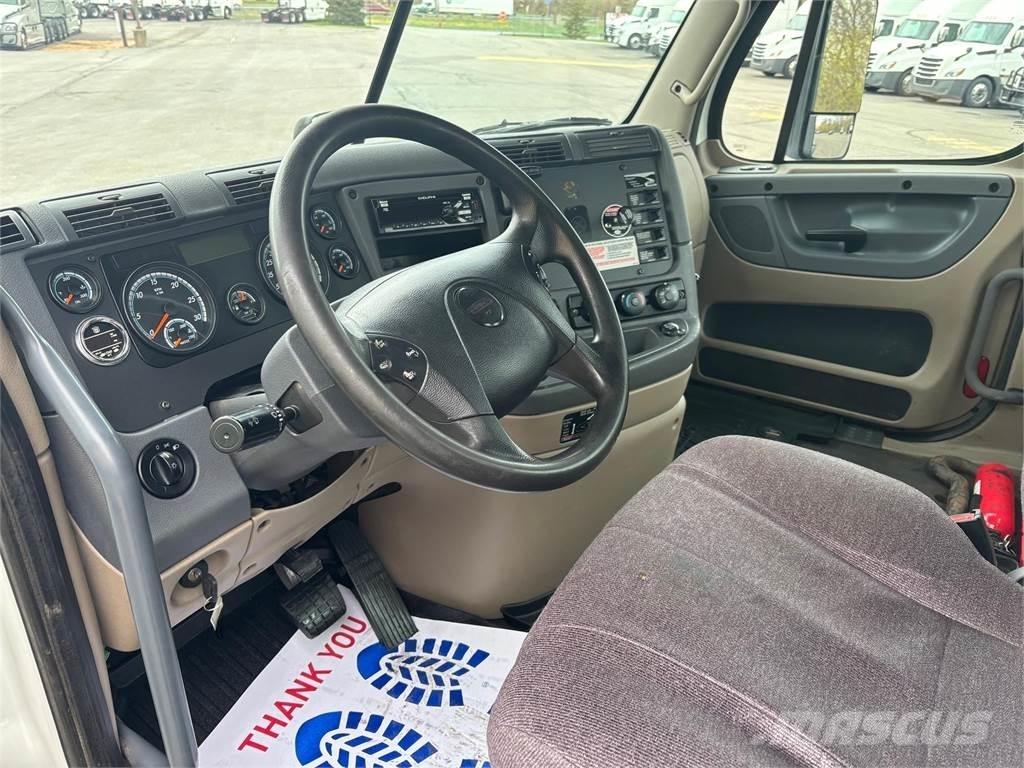 Freightliner Cascadia Motrici e Trattori Stradali