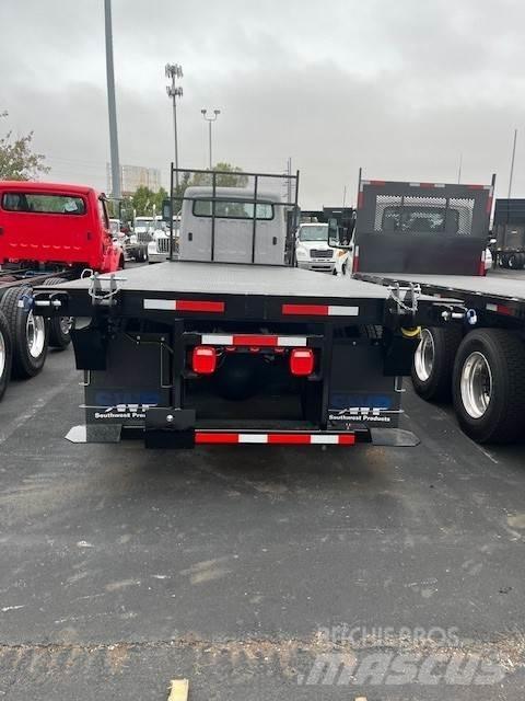 Freightliner M2 Autocabinati