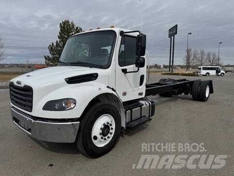Freightliner M2 106 Motrici e Trattori Stradali