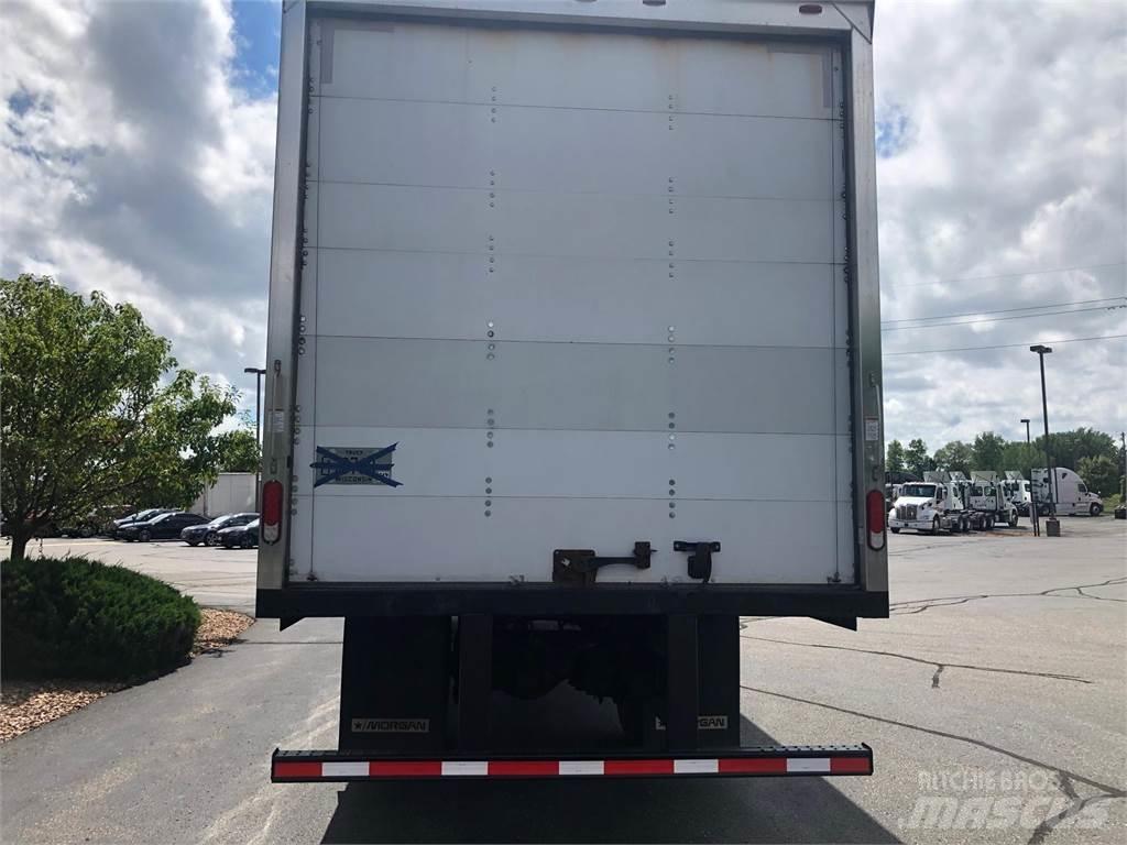 Freightliner M2 106 Camion cassonati